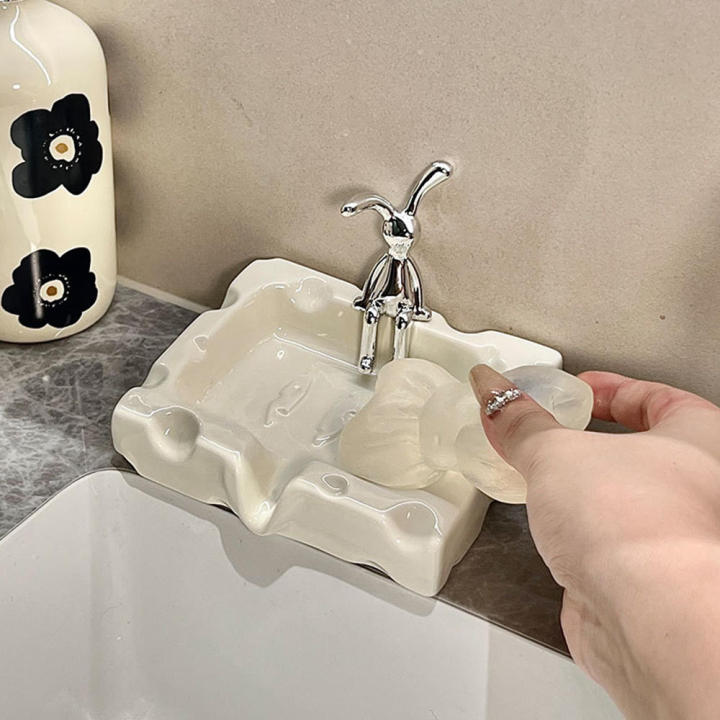 Ceramic%20Soap%20Dish%20Easy%20Clean%20Decorative%20Light%20Luxury%20Soap%20Box%20Cute%20Ceramic%20Soap%20Holder%20for%20Bathroom%20Accessory%20Home%20Decor%20Gift%20Idea%20Kitchen%20Use%20Hygiene%20Product%20-%20Image%205