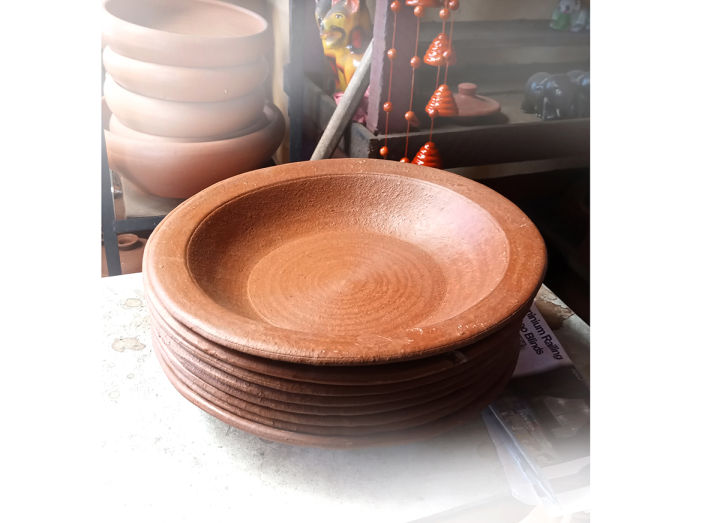 Clay%20Dinner%20Plate%20Mati%20Pigan%20Hand%20Made%20Clay%20Plate%20-%20Image%202