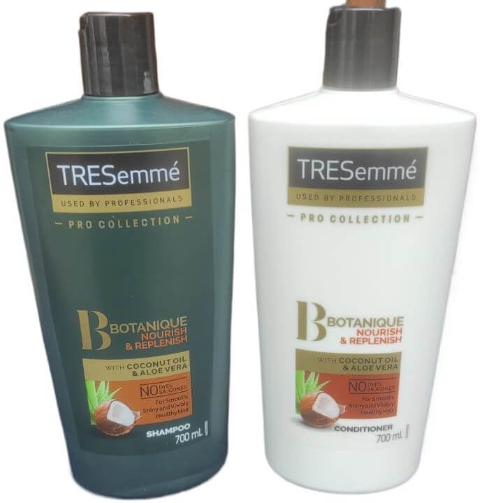 TRESemme%20700%20ML%20x%202%20Pro%20Collection%20BOTANIQUE%20TBNR%20Nourish%20and%20Replenish%20(700%20ML%20Shampoo%20and%20+%20700ML%20Conditioner)%20-%20Image%204