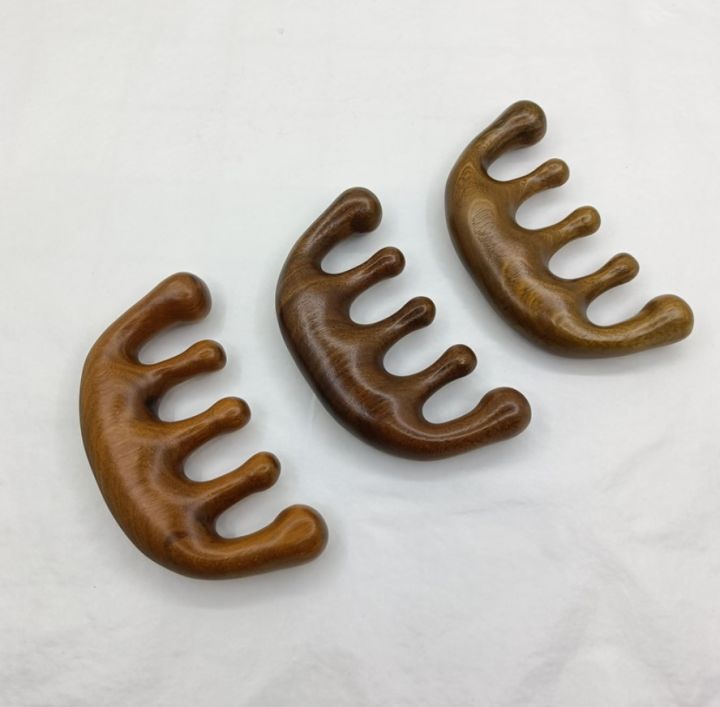 Natural%20Wood%20Massage%20Comb%20-%20Stimulate%20Your%20Scalp%20and%20Relax%20Your%20Mind%20-%20Image%203