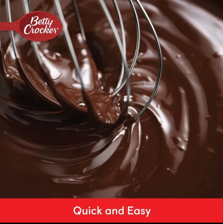 Betty%20Crocker%20Supermoist%20Dark%20Chocolate%20Cake%20Mix,%20510g%20-%20Image%203