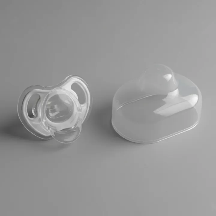 Tommee%20Tippee%20Ultra-Light%20Soft%20Silicone%20Soother%20%E2%80%93%20One-Piece%20%7C%20BPA%20&%20BPS%20Free,%20Curved%20Comfort%20Design%20%7C%200%E2%80%936M%20-%20Image%203