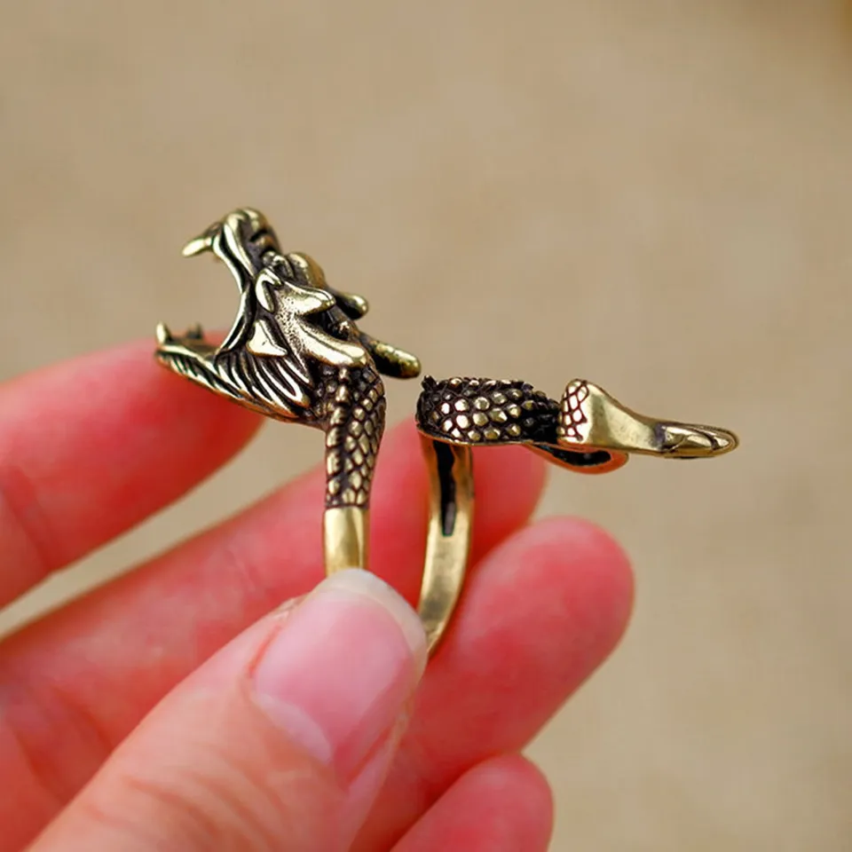 dragon cigarette holder ring Prism Ring Hands-Free Holder Ring Rack