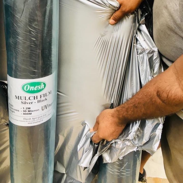 Agriculture%20Weed%20Control%20Mulching%20Sheet%20400m%20X%201.2m%20Bocking%20Sunlight%20and%20Preventing%20Weed%20Seeds%20from%20Germinating%20-%20Image%205