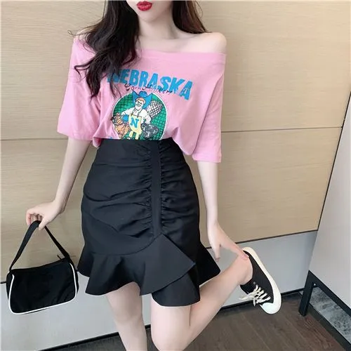 Fashion%20Suit%20Women's%20Spring%20and%20Summer%20New%20Korean%20StyleinsShort%20SleeveTShirt%20Top%20Slimming%20Sheath%20Skirt%20Internet%20Hot%20Two-Piece%20Suit%20-%20Image%202
