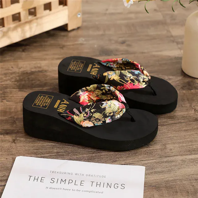 2024%20Fashion%20Women%20Flip%20Flops%20Summer%20Beach%20Platform%20Slippers%20Casual%20Outside%20Wedges%20Sandals%20Summer%20Women%20Shoes%20-%20Image%207