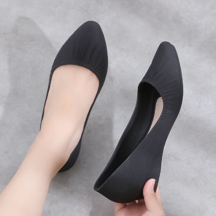 Pointed%20Low-Cut%20Rain%20Boots%20Women's%20Short%20Spring%20and%20Summer%20Low-Top%20Water%20Shoes%20Kitchen%20Household%20Waterproof%20Work%20Rubber%20Shoes%20Pumps%20Soft%20Bottom%20-%20Image%207