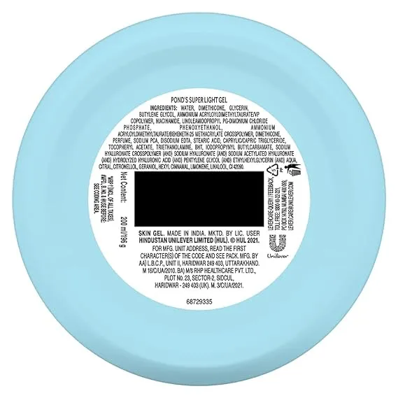 Pond%E2%80%99s%20Super%20Light%20Gel%20Oil%20Free%20Moisturiser%20With%20Hyaluronic%20Acid%20+%20Vitamin%20E%20(200ml)%20-%20Image%203
