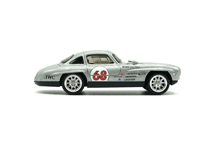 Hot%20Wheels%20IWC%20Racing%20Mercedes-Benz%20300%20SL%20-%20Image%204