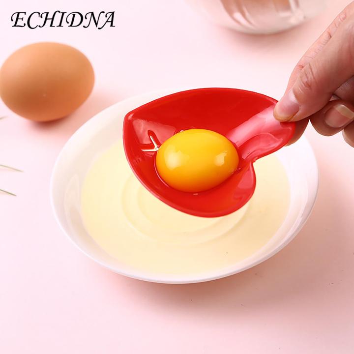 Egg%20White%20Separator%20Heart%20Shaped%20Cooking%20Supplies%20Measuring%20Cups%20Set%20-%20Image%207