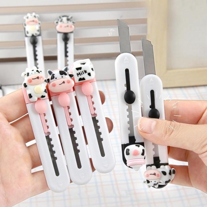 Safe%20Mini%20Portable%20Retractable%20Office%20Stationery%20Mini%20Cute%20Cartoon%20Box%20Cutter%20for%20School%20Diy%20Projects%20Home%20-%20Image%202