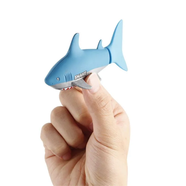 UR%20Mini%20RC%20Submarine%204%20CH%20Remote%20Small%20Sharks%20With%20USB%20Christmas%20Gift%20for%20Children%20-%20Image%204