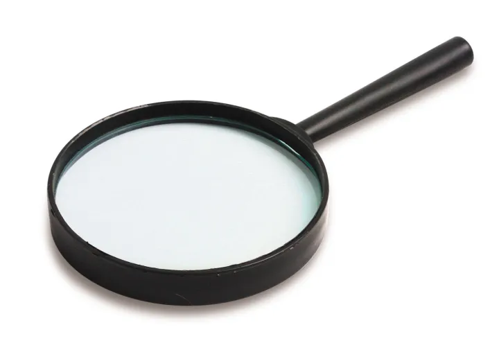Portable%20Magnifying%20Glass%20-%20Image%202