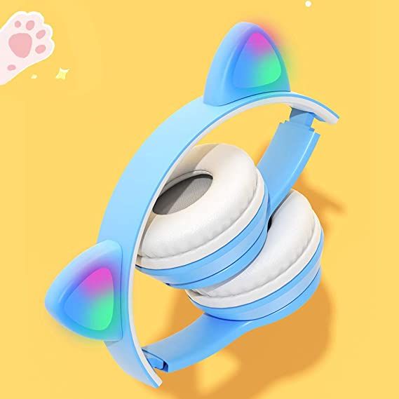 Wireless%20Gaming%20Headset,%20Bluetooth%205.0%20Cat%20Ear%20Headphones,%20Kids%20Headphones%20P47M,%20LED%20Light%20Up%20Bluetooth%20Over%20Ear%20Headphones%20for%20Kids%20and%20Adults%20Wearing%20-%20Image%207