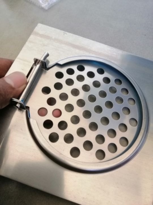 Polo%20Stainless%20steel%20Gully%20Cover%20-%20Image%203