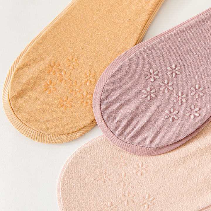 Women's%20Ankle%20Socks%20Non-Slip%20Tight%20Summer%20Thin%20Low%20Cut%20Pumps%20High%20Heels%20Invisible%20Socks%20Cotton%20Base%20Ice%20Silk%20Socks%20Summer%20-%20Image%204