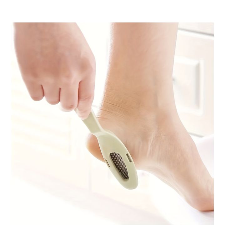 Heavy-Duty%20Stainless%20Steel%20Foot%20Scrubber%20for%20Dead%20Skin%20Removal,%20Pedicure%20Callus%20File%20with%20Foot%20Stone%20-%20Image%204