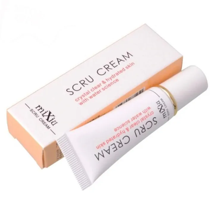 Scru%20Cream%20for%20Lips%20Moisturization%20and%20Exfoliation%20-%20Image%206