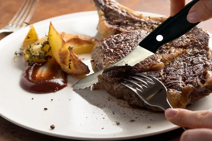 Miracle%20Blade%20IV%20World%20Class%20Professional%20Series%2013%20Piece%20Chef's%20Knife%20Collection%20and%208%20IV%20World%20Class%20Steak%20Knives%20-%20Image%202