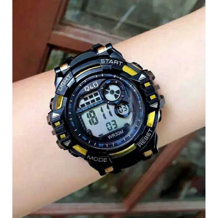 Water%20Resistant%20Digital%20Watch%20For%20Men%20Sports%20Watch%20-%20Image%202