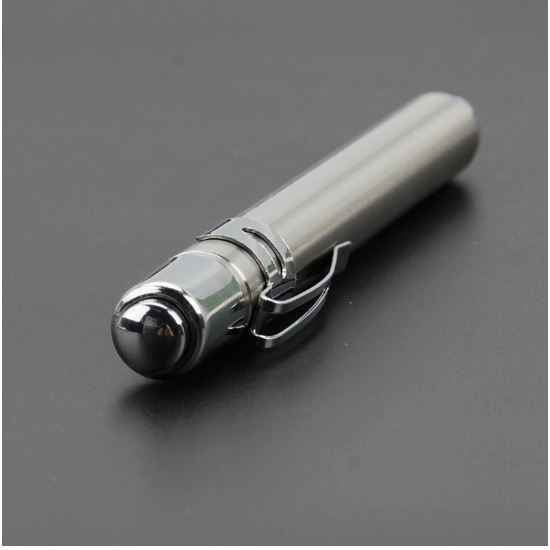 Gem%20Checking%20Torch%20White%20Colour%20Stainless%20Steel%20Body%20Free%20Battery%20/%20Emergency%20Doctor%20Nurse%20Torch%20High%20power%20free%20With%20AAA%20Battery%20pair%20-%20Image%204