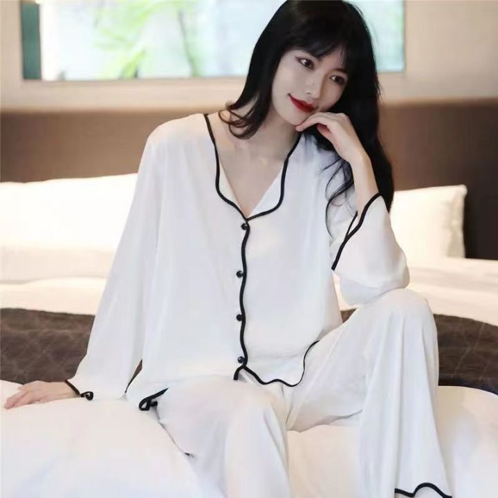 Black%20and%20White%20Simple%20Pajamas%20Women's%20Summer%20Milk%20Silk%20Thin%202024%20New%20Long%20Sleeve%20Internet%20Celebrity%20Home%20Wear%20Two-Piece%20Suit%20-%20Image%204