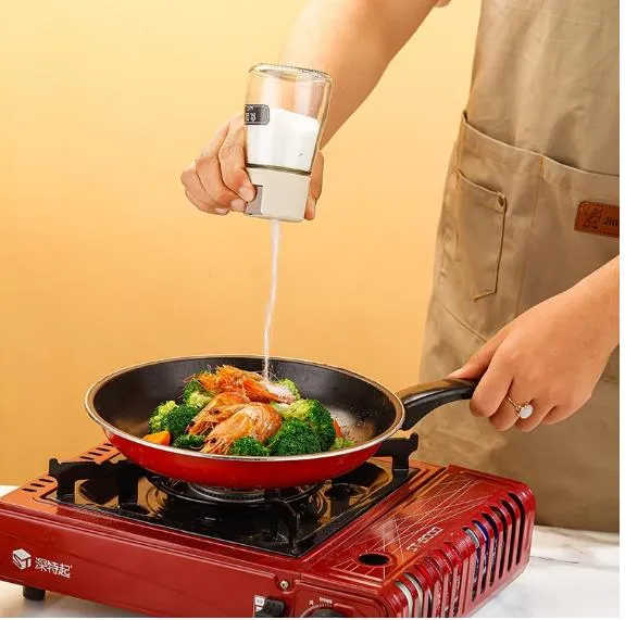 Quantitative%20seasoning%20jar%20glass%20press%20salt%20control%20bottle%20seasoning%20bottle%20monosodium%20glutamate%20salt%20jar%20household%20kitchen%20metering%20salt%20seasoning%20bottle%20-%20Image%202