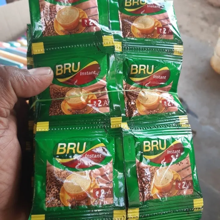 Bru%20Instant%20Coffee%20packets%20-%20Image%202