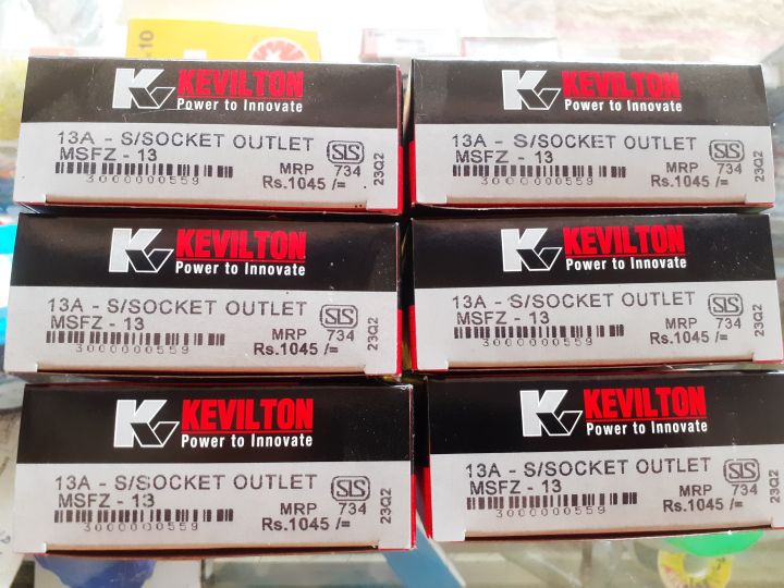 13A%20kevilton%20plug%20base%20square%20hole%20Switched%20Socket%20Outlet%20-%20Image%205