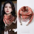 【Lumba】Magnetic buckle silk scarf autumn and winter women's small square scarf warm and cold-proof Korean scarf scarf decoration fashionable and versatile. 