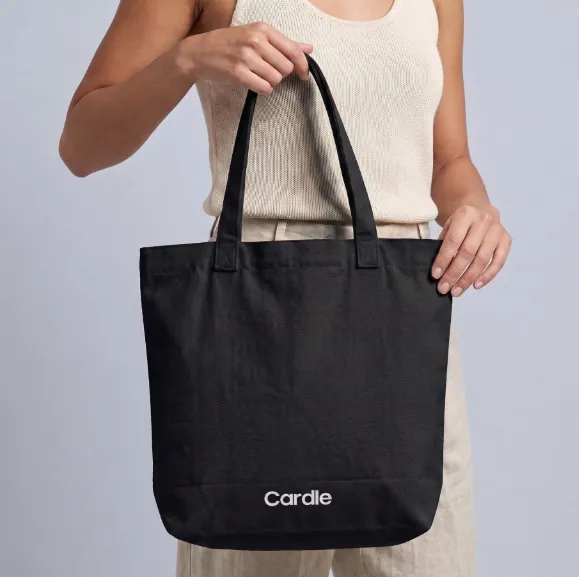 Essential%20Tote%20Bags%20-%20Image%205