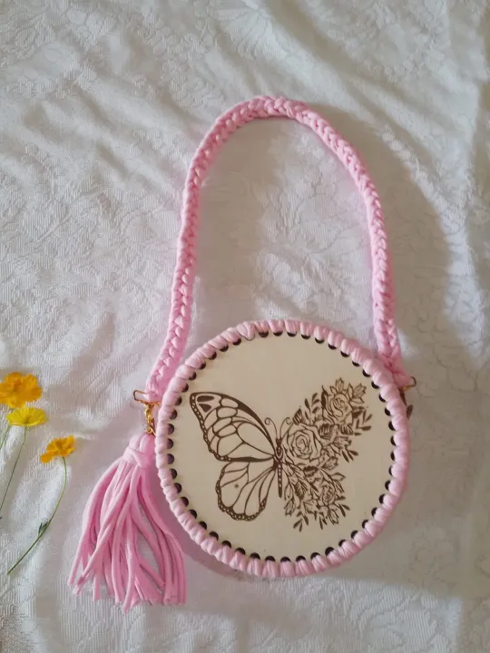 Crochet%20wooden%20base%20bag%20-%20Image%204
