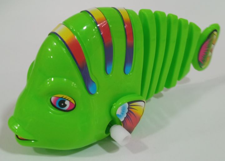 TOY%20SPIN%20FISH%20RUNNING%20/%20WINDER%20RUNNING%20FISH%20FOR%20KIDS%20-%20Image%204