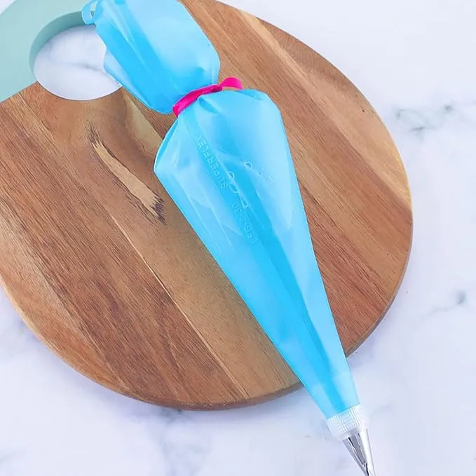 MT%20Reusable%20Silicone%20Icing%20Bag%20-%20Small%20Size%20-%20Blue%20Reusable%20Silicon%20Cake%20Pastry%20Bag%20Cream%20Icing%20Piping%20Bag%20Cake%20Decorating%20Bags%20Tools%20Set%20-%20Image%205