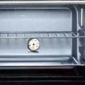 Oven Thermometer Sturdy Construction Heat Resistant Metal Hanging Type Instantly Read Oven Grilling Thermometer for Home. 