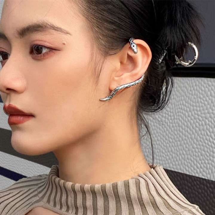 Punk%20Snake%20Shape%20Clip%20Earrings%20For%20Women%20Men%20Ear%20Clips%20Vintage%20Ear%20Hanging%20Ear%20Cuff%20Earrings%20Party%20Jewelry%20-%20Image%204