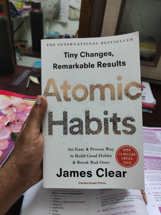 Atomic%20Habits:%20An%20Easy%20&%20Proven%20Way%20to%20Build%20Good%20Habits%20&%20Break%20Bad%20Ones%20by%20James%20Clear%20(a%20Non-Fiction,%20Psychology,%20Self-help%20book)%20-%20Image%208