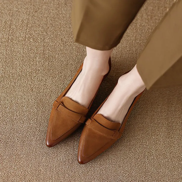 2023Spring%20New%20Real%20Soft%20Leather%20Loafers%20Pointed%20French%20Retro%20Mid%20Heel%20Chunky%20Heel%20Shoes%20Women's%20Low-Cut%20Fashion%20-%20Image%203