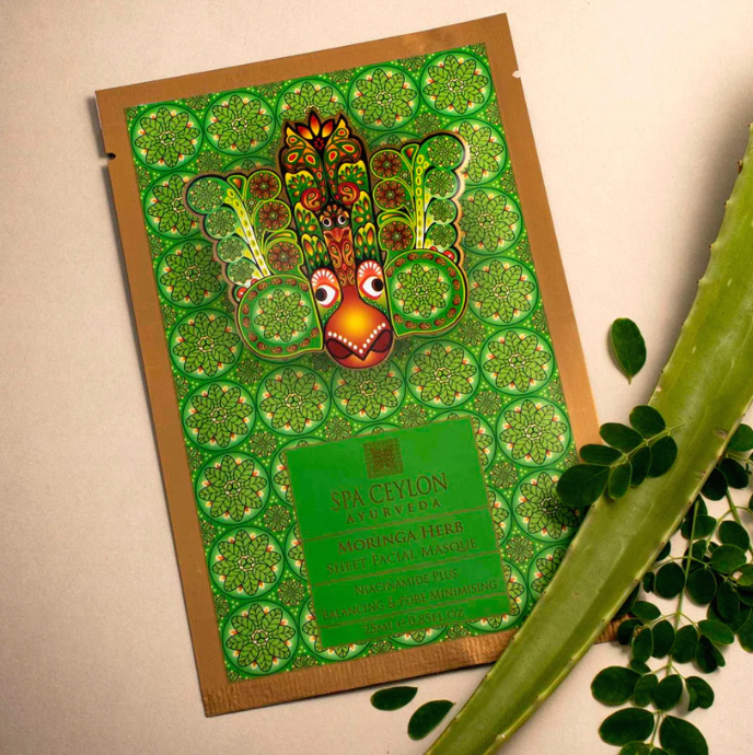 Spa%20Ceylon-%20Moringa%20Herb-%20Sheet%20Facial%20Masque%20-%20Niacinamide%20Plus%20Balancing%20&%20Pore%20Minimising%20-%20Image%202