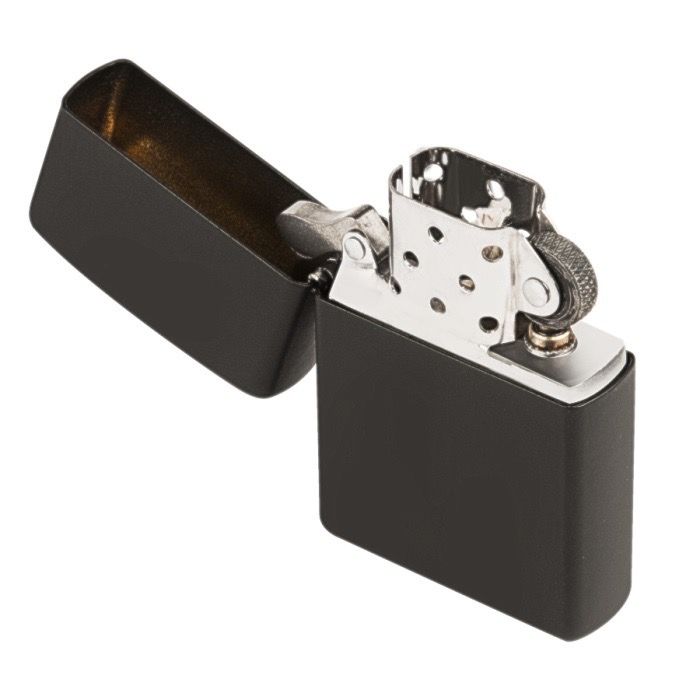 Zippo%20Lighter%20with%20-%20Black%20Matte%20-%20Image%207