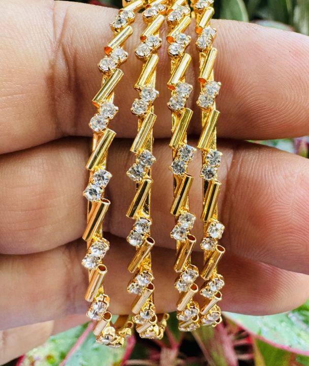 Gold%20Plated%20Zigzag%20Bangles%20with%20Stone%20for%20Women%20Fashion%20Jewelry%20Gift%20items%20for%20girls%20-%20Image%204