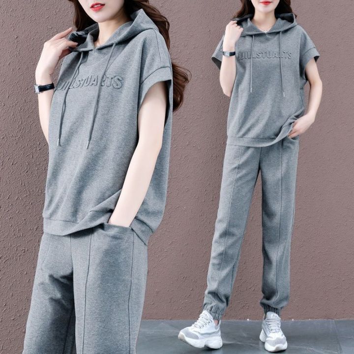 2023New%20Large%20Size%20Suit%20Summer%20Korean%20Style%20Fat%20Sister%20Women's%20Clothing%20Casual%20Sports%20Loose%20Slimming%20Short%20Sleeve%20Two-Piece%20Suit%20-%20Image%203