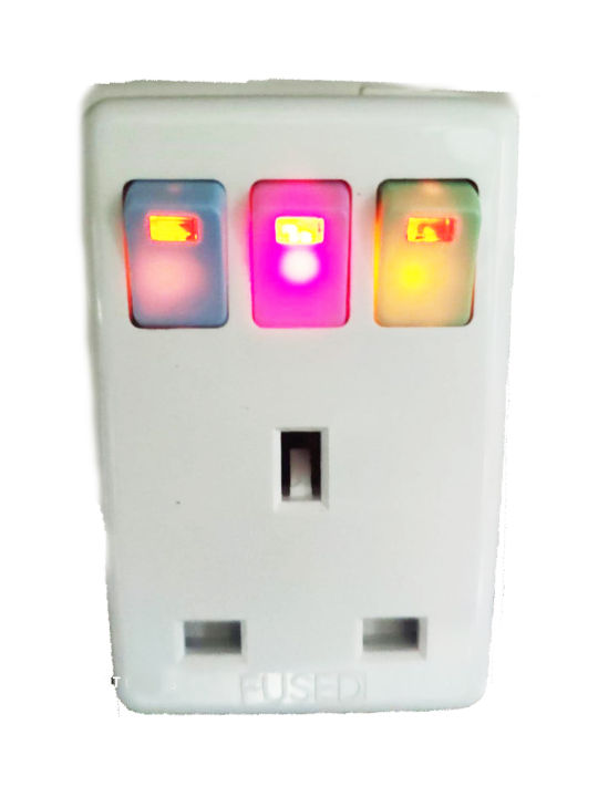 13A%20Fused%20Switched%20Adapter%203%20Way%20-%20733937%20-%20Image%202