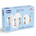 Chicco Baby Moments Baby Essentials Gift Pack (Blue) with 5 Baby Skin & Haircare Products | Baby Care Gift Set for Newborn (0-5) years. 