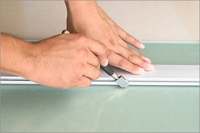 Glass%20Cutter%20Diamond%20Thick%20Glass%20Roller%20Cutting%20Wheel%20Manual%20Tile%20Cutter%20-%20Image%207