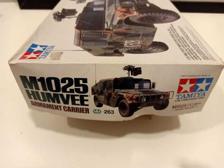 M1025%20HUMVEE%20Armament%20Carrier%20Tamiya%20Model%20Kit%20-%20Image%204