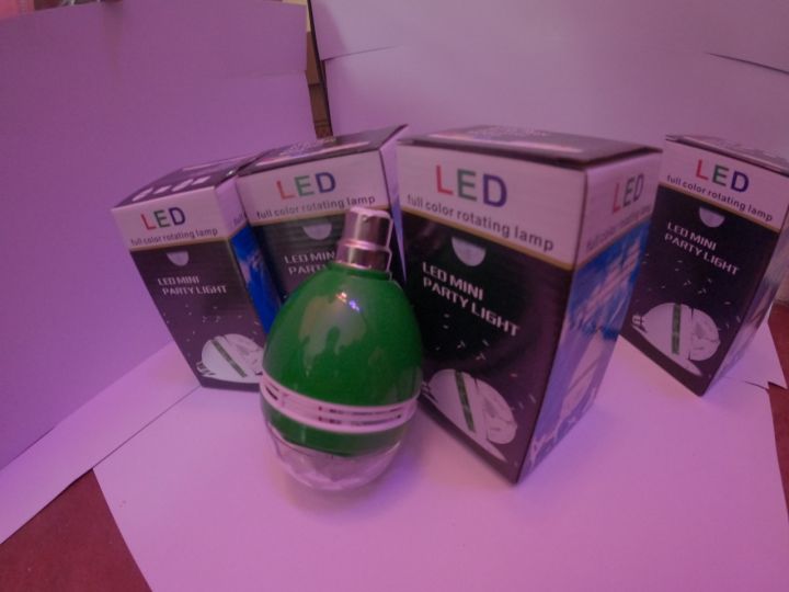 LED%20Rotating%20Bulb%20-%20Image%204