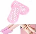 Moisturizing Gel Socks Foot Care Gel Moisturizing Silicone Socks Non Slip Heel Socks Chapped Foot Care Socks Women Men Soft Feet Rough Skin Pedicure Comfortable Spa Silicone Gel Lined Moisturizing Socks, Full Feet Protector Beauty Foot Mask for Softening. 