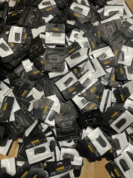 Mobile%20Gaming%20Finger%20Sleeve%20WASP%20FEELERS%20For%20Pub%20g,%20Free%20Fire,%20COD%20M%20and%20All%20Mobile%20Games%20(2%20PCS)%20-%20Image%208