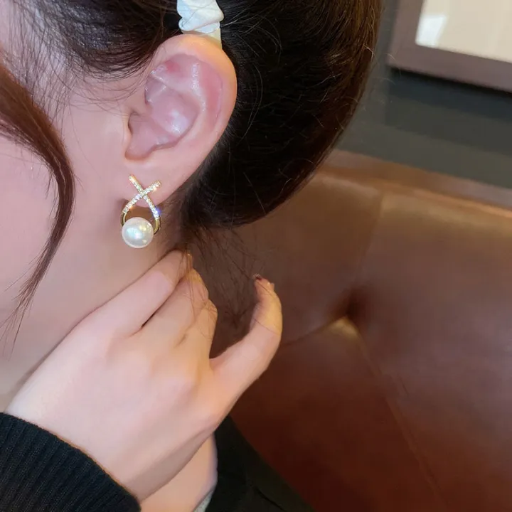 1Pair%20French%20Cross%20Pearl%20Earrings%20Gentle%20Temperament%20Delicate%20Ear%20Studs%20Girls%20Fashion%20Party%20Jewelry%20-%20Image%205